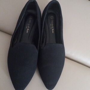 Olivia & Kate Black Pointed Loafers for Women Size 8